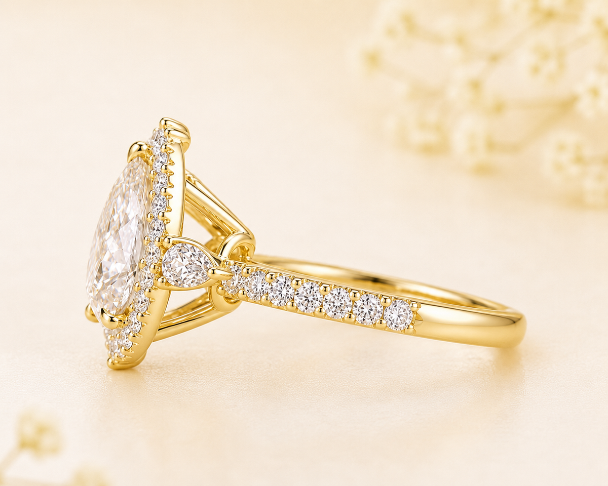 Pear lab grown diamond bridal set in yellow gold | lab grown diamond