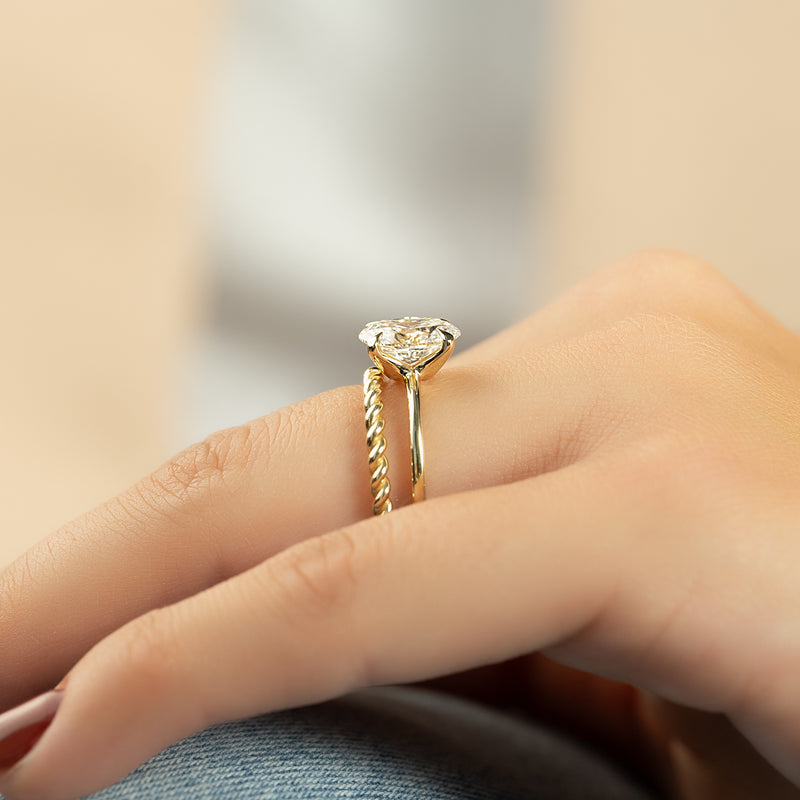 Oval Cut Solitaire Diamond Engagement Ring in Yellow Gold | Custom Lab-Grown Diamond Ring