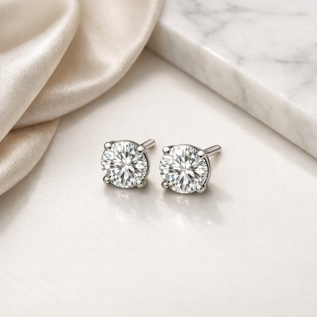 Classic Round Diamond Stud Earrings – Everyday Elegance
