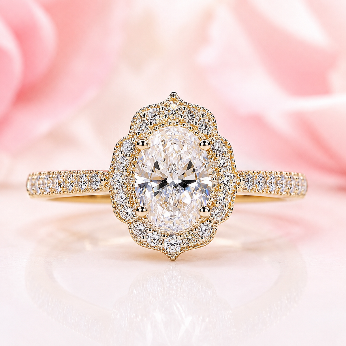 Ovalhaloengagementringforalastingimpression1