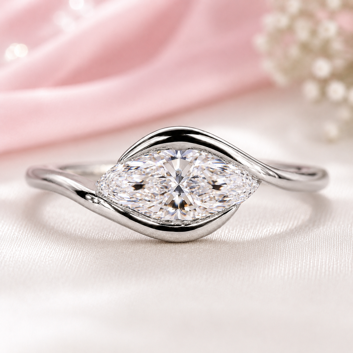 Solitairemarquisediamondengagementring1_1a017c9a 3a5d 4c6c a885 334f529ce24d
